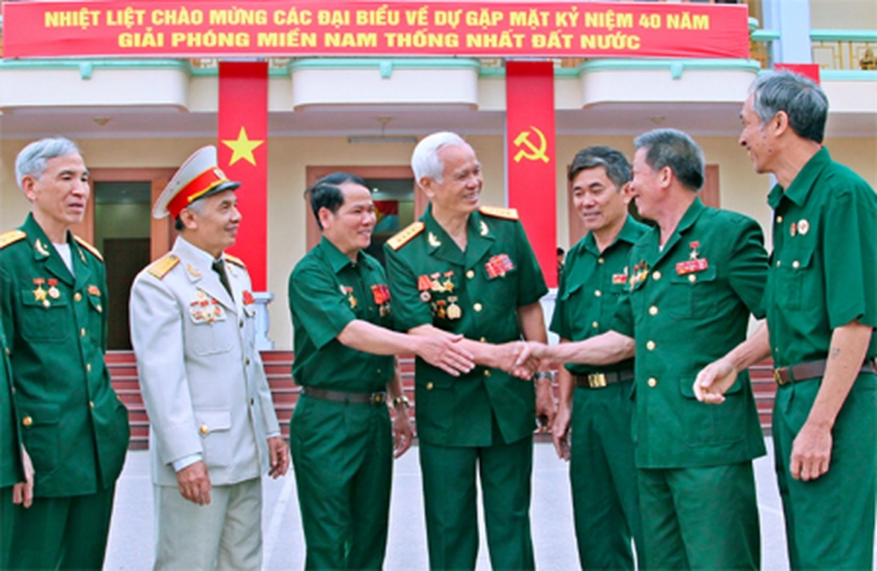 Hình ảnh huy hiệu Hội cựu chiến binh Việt Nam